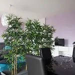 Youhosty - Inganni 74