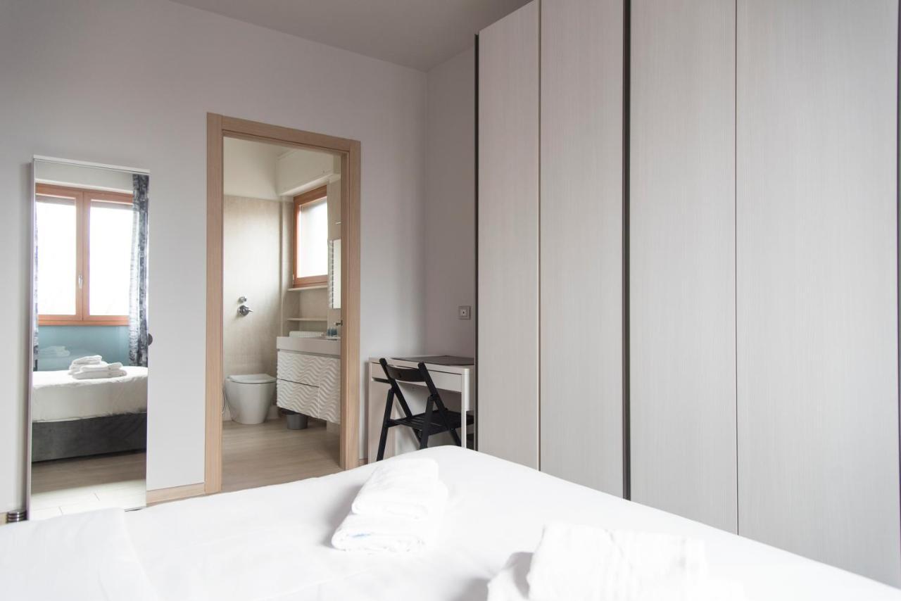 Youhosty - Inganni 74 * Mailand